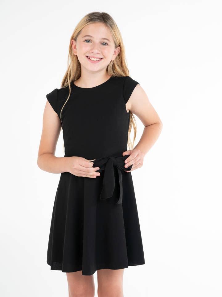 Tami I Schwarz I Schlussverkauf für den Großhandel von Zoe Ltd