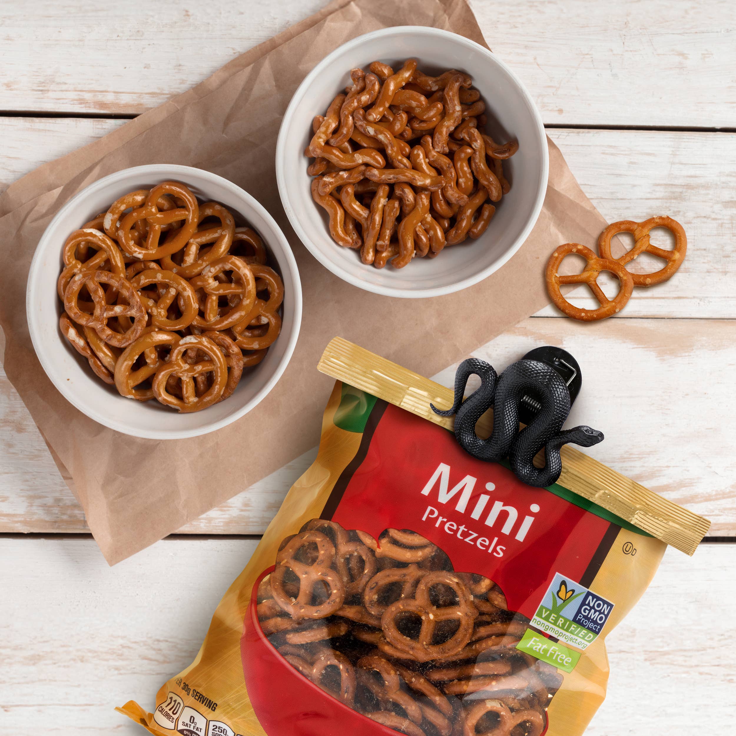 Fred & Friends - Wholesale Kitchen Tool/Gadget - SSSSNACK ATTACK - Snake Bag Clips6