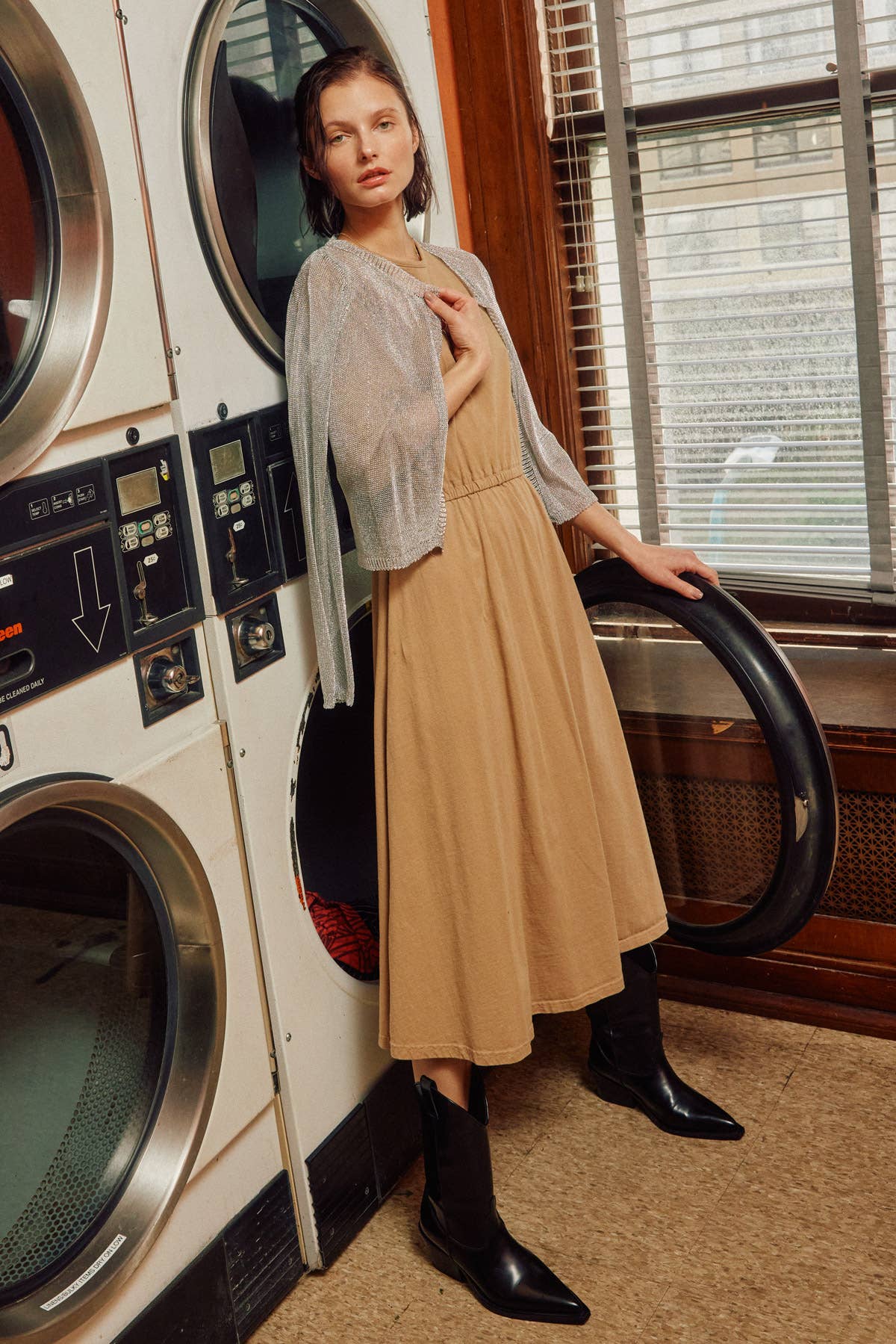 Lara Daisy - Vente Cardigan – femme - Cardigan métallique à devant ouvert4