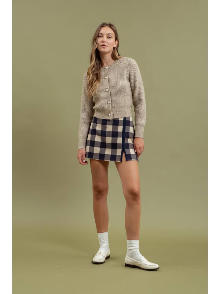 The Workshop Studio - Wholesale Cardigan - Women's - CREW PEARL BUTTON DOWN KNIT CARDIGAN