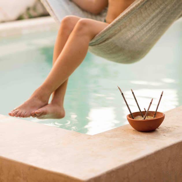 Amae Incense - Wholesale Incense holder - FREE Terracotta Natural-Clay Incense Stick Holder & Premium Mayan Copal Incense - Kit Set3