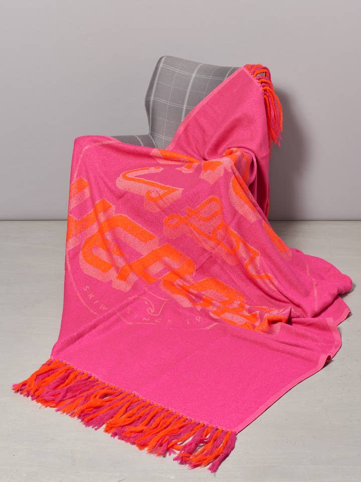 FLUO LOGO PILLOW per la vendita all'ingrosso da parte di HELL IS FOR HEROES