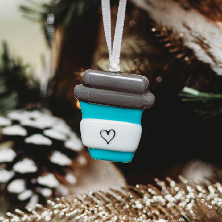 Ornement à suspendre Tasse for wholesale by Station pôle Nord inc.