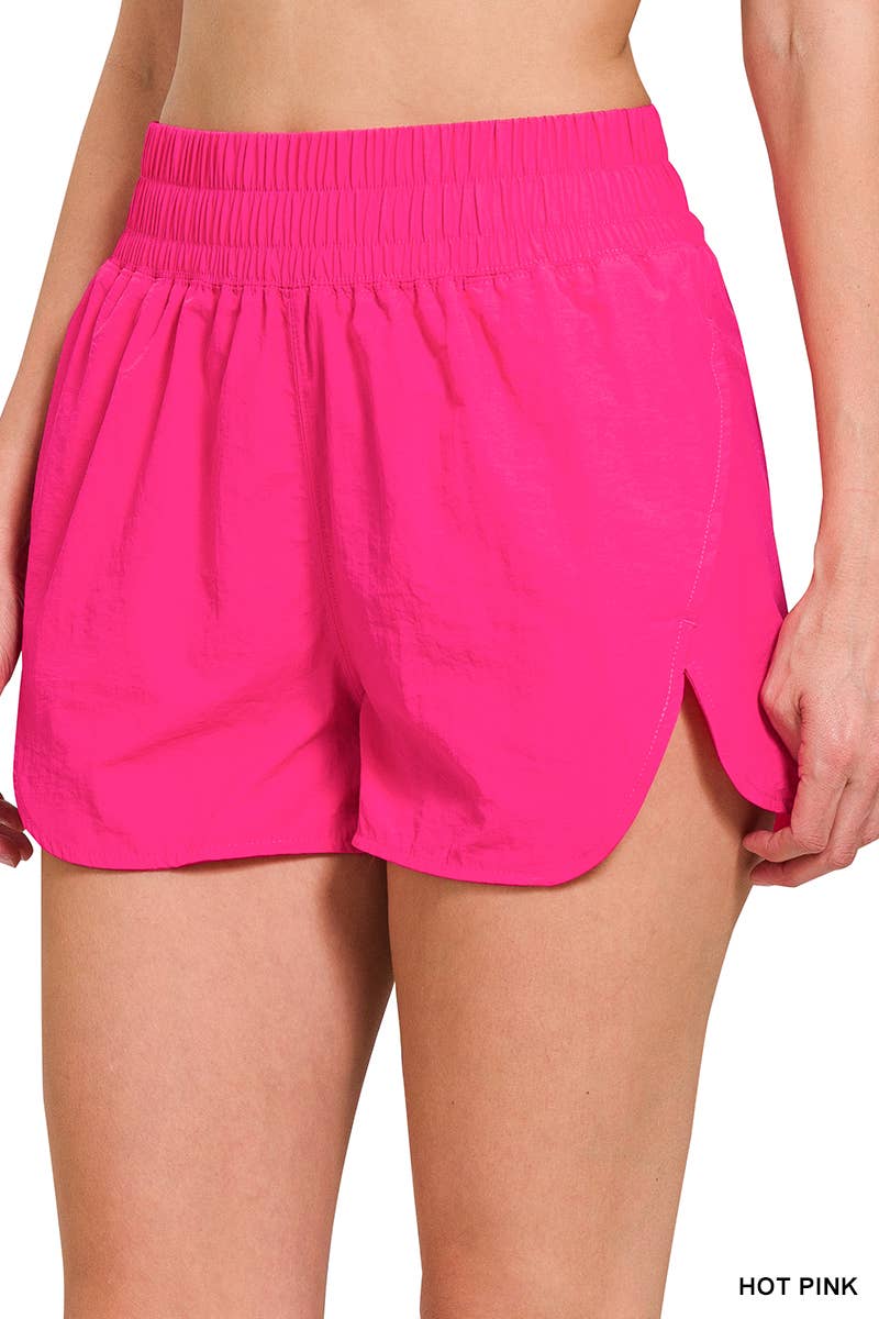 42POPS - Vendita all'ingrosso Pantaloncini sportivi - Donna - Shorts da corsa Windbreaker con vita arricciata e tasche15