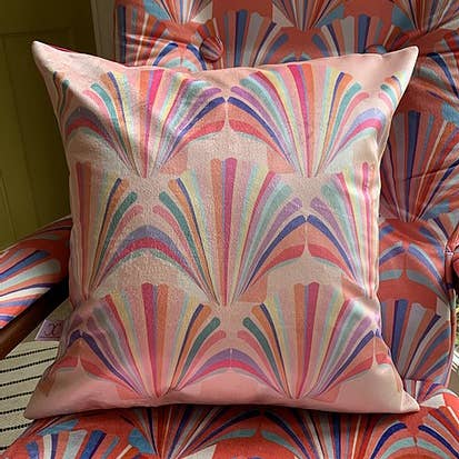 Chloe croft London limited – wholesale Dekorativ kudde – Pastell rosa skal sammet kudde