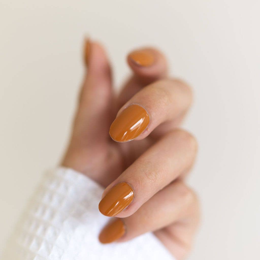 BKIND - Wholesale Nail Polish - Vegan & 21-free Nail Polish - Val-d'Or2