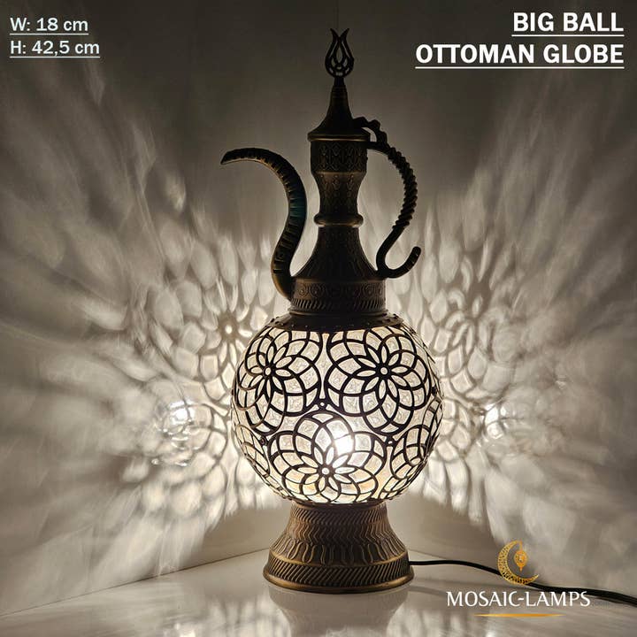 Mosaic Lamps - Wholesale Accent/Desk Lamp - Blown Glass 18 cm Globe Pitcher Table Lamp, XL Laser Metal B