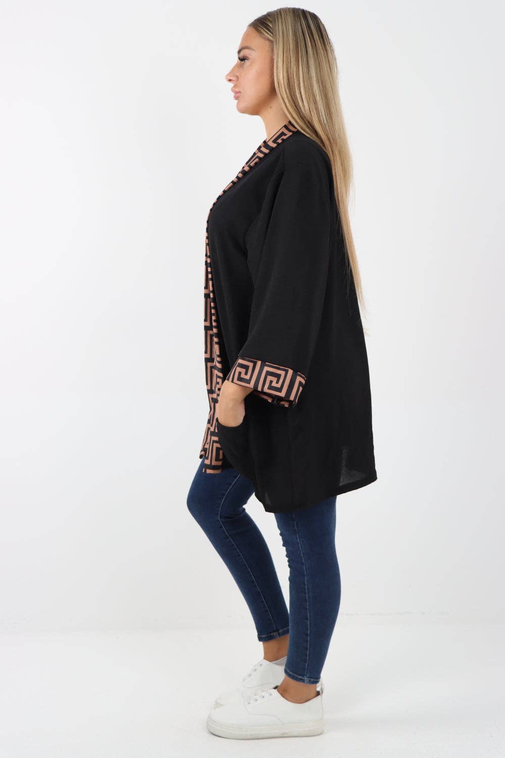 Miss Bold – Engroshandel Jakke - Dame – Italiensk 3/4 ærmet trykt panel åben frontjakke10