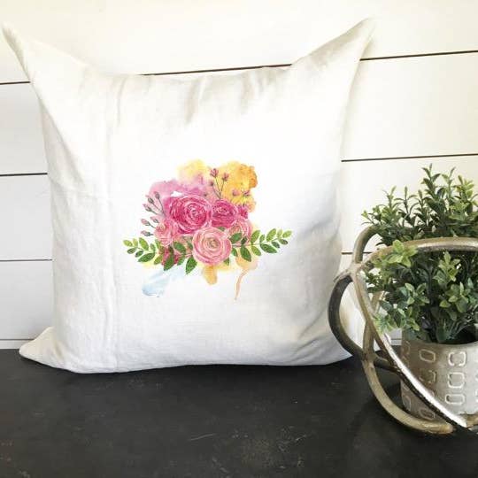 Housse d'oreiller Motif fleurs aquarelle pour la vente par Design District Co