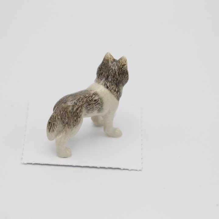 Little Critterz - Wholesale Decorative Figurine - Silver Siberian Husky Porcelain Miniature