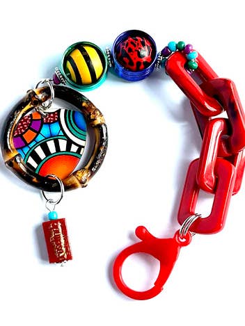 Uganda PL - Lange Ohrringe aus Holz- und Acrylteilen für den Großhandel von Roselinde