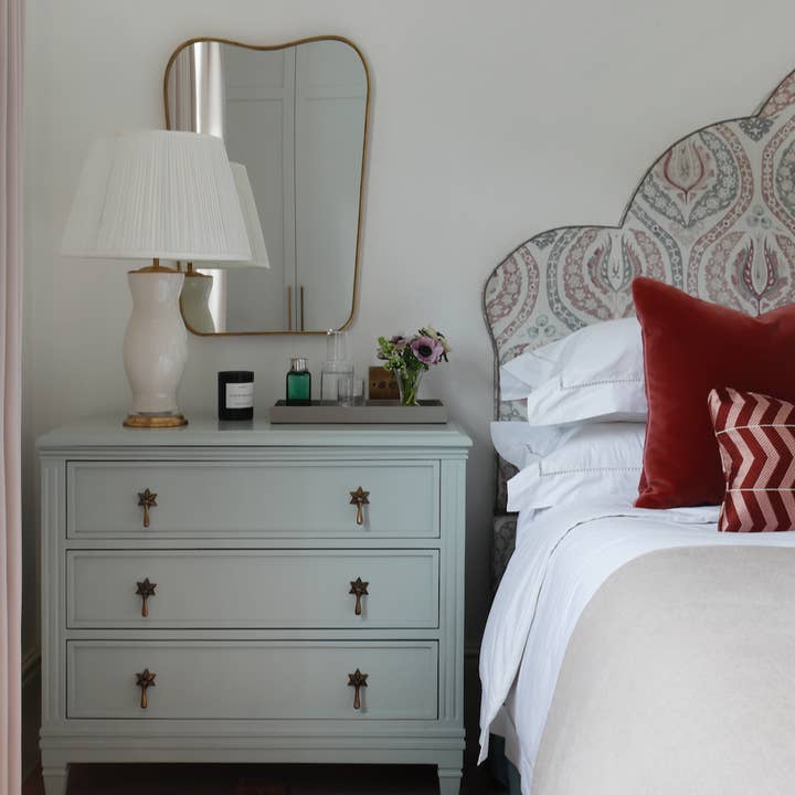 AUTO BLANC pour la vente par Rosanna Lonsdale