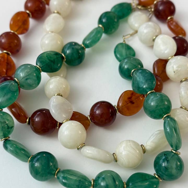 A.B. Paris - Wholesale Beaded/Pearl Necklace - Bali resin necklace - several colors available10