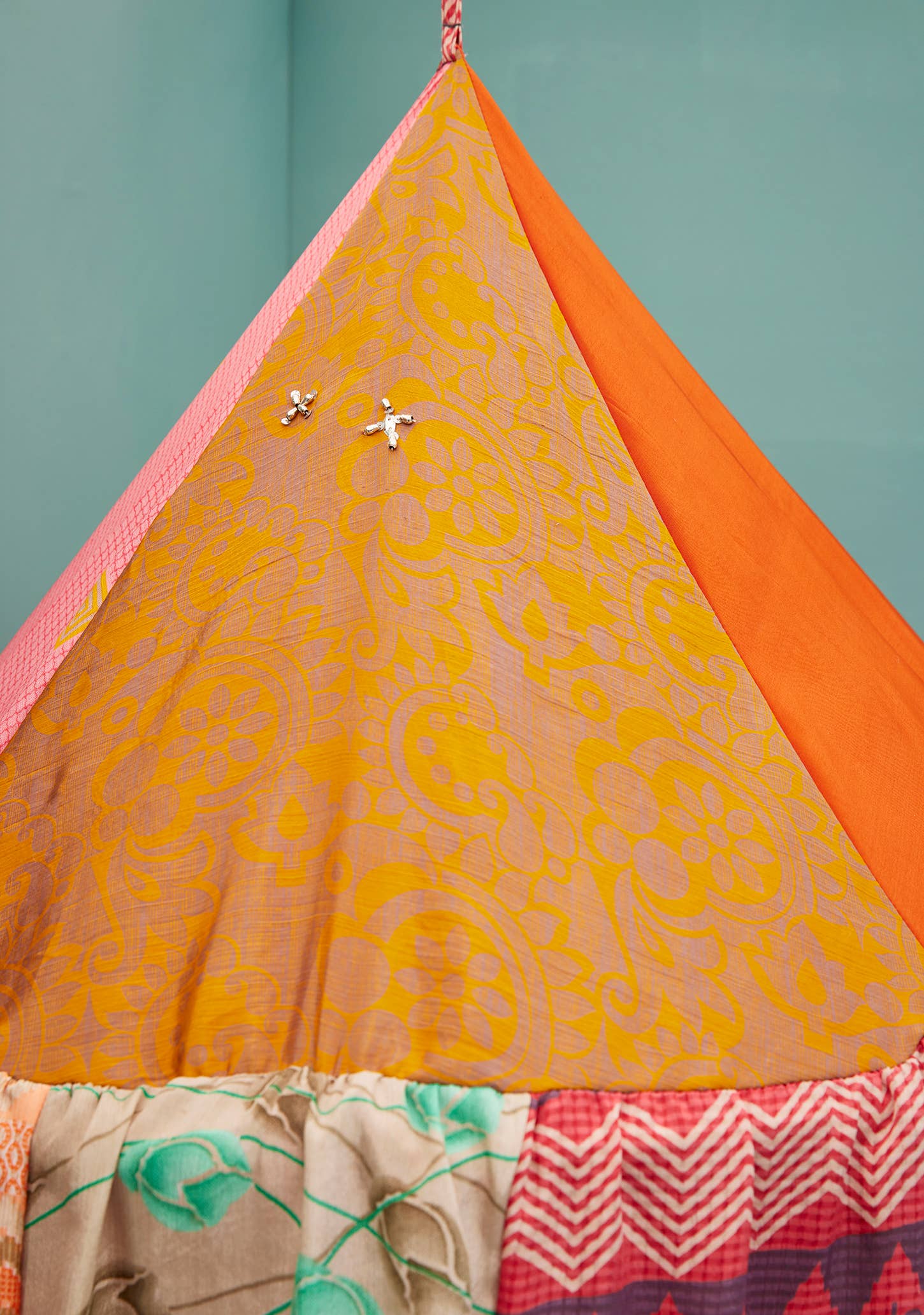 Namaste - Wholesale Curtain - Recycled Sari Canopy Curtain4