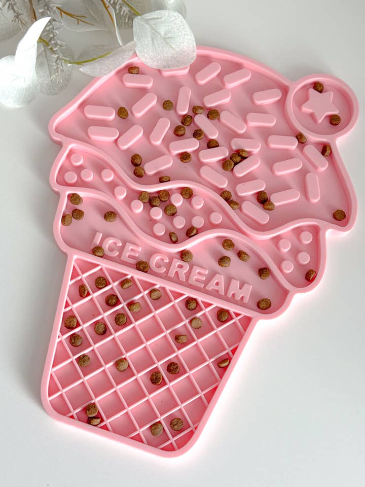 Isvaffel slikkemåtte til hunde, foder måtte stor, slikkemåtte for engroshandel hos Doggotique