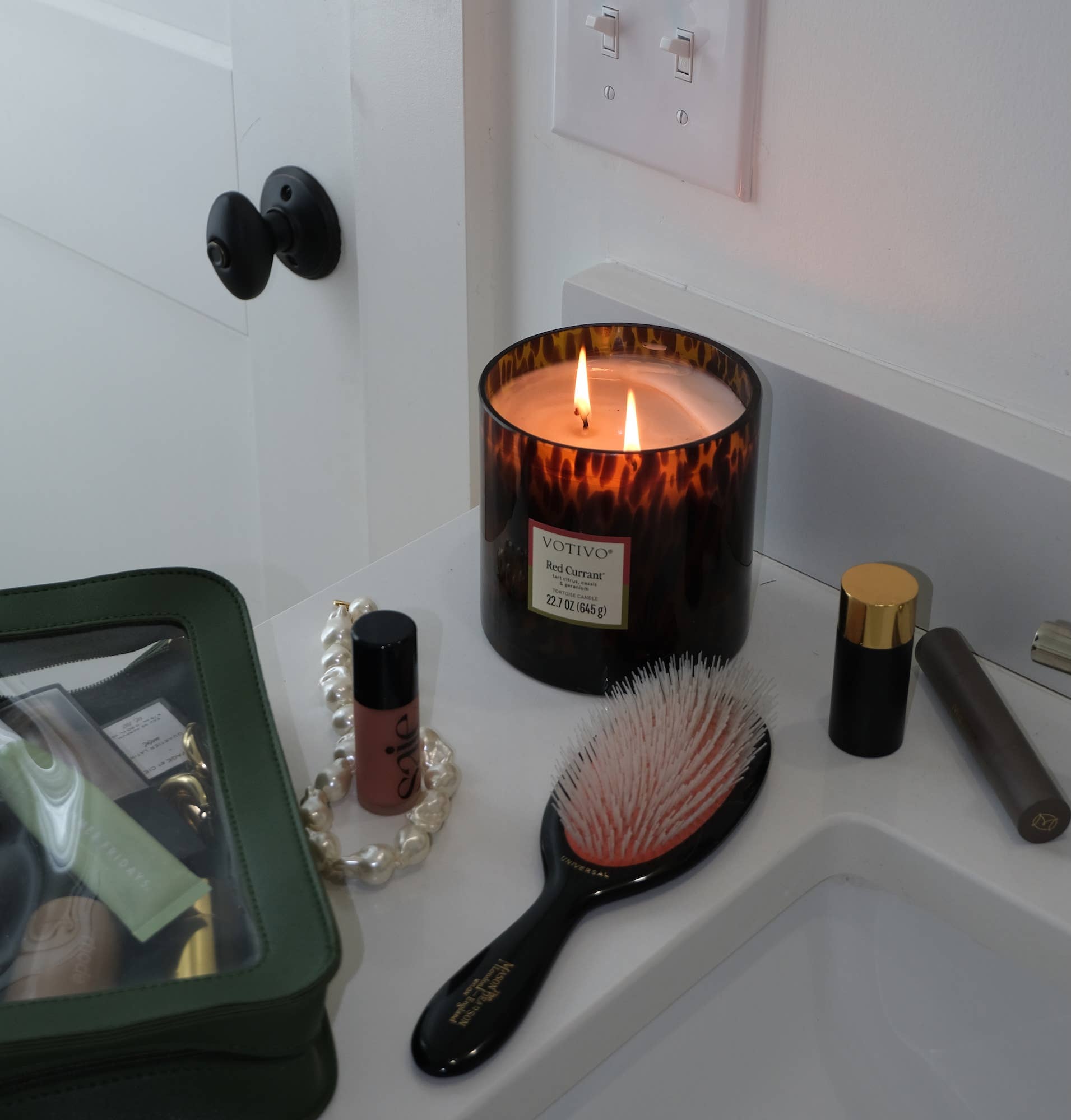 Votivo - Wholesale Jar/Filled Candle - Red Currant Tortoise Candle - Elegant Tortoiseshell Candle5