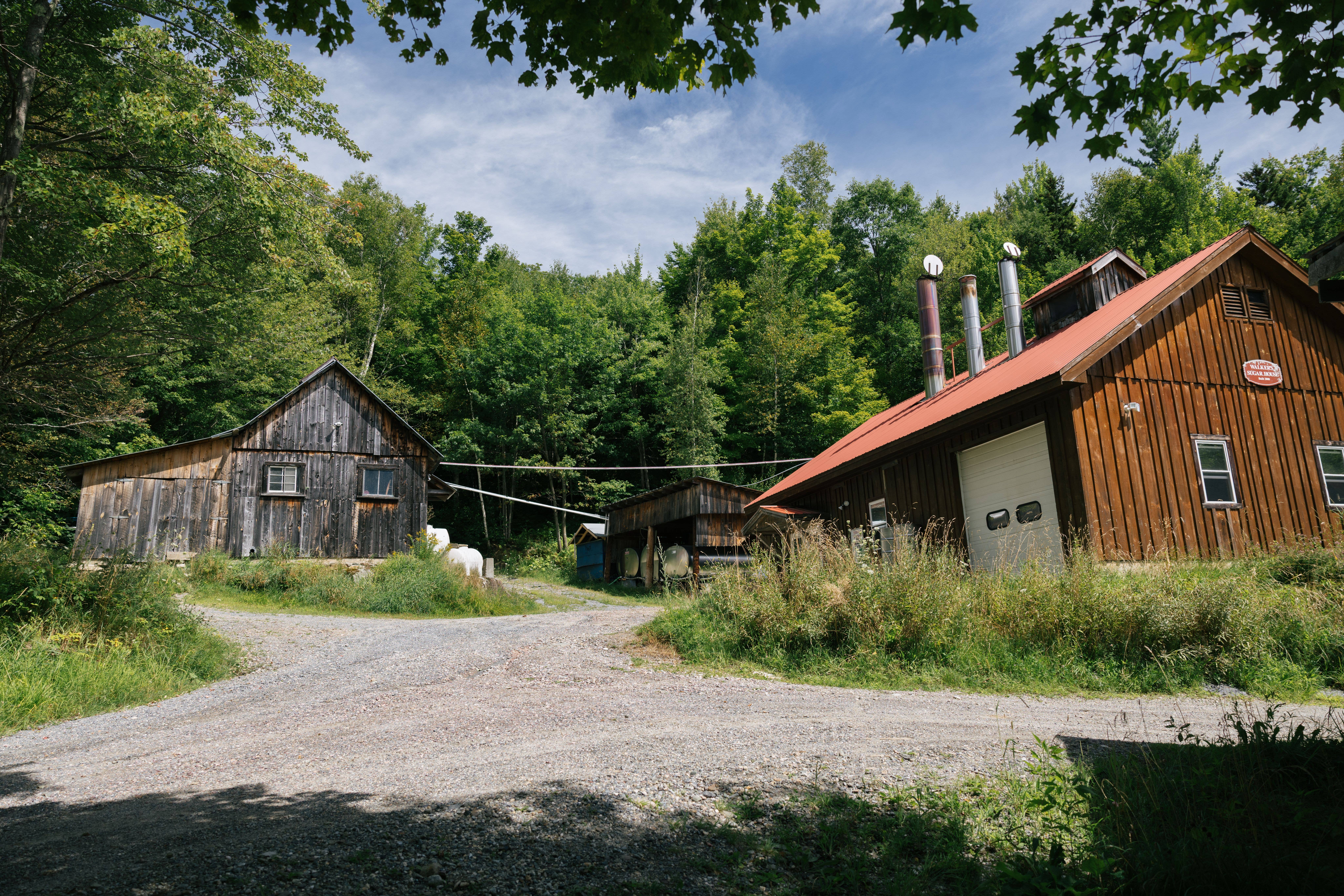 Smugglers' Notch Distillery - Wholesale Maple Syrup - Bourbon Barrel Aged 100% Pure Vermont Maple Syrup - 100 mL6