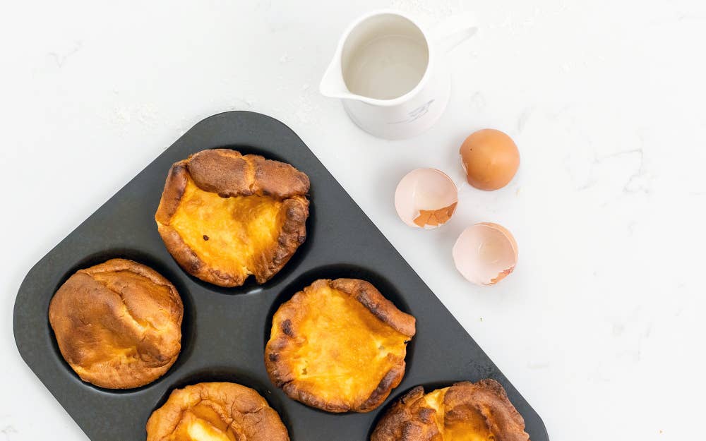 samuel groves – wholesale Baking dish – Mermaid Hard Anodised 6 Hole Yorkhire Pudding Tray5