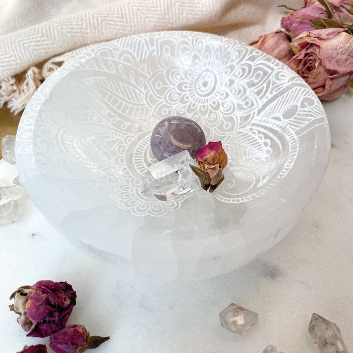 Fractalista Designs - Wholesale Meditation Supplies - Selenite Offering Bowl "Henna Prayer"