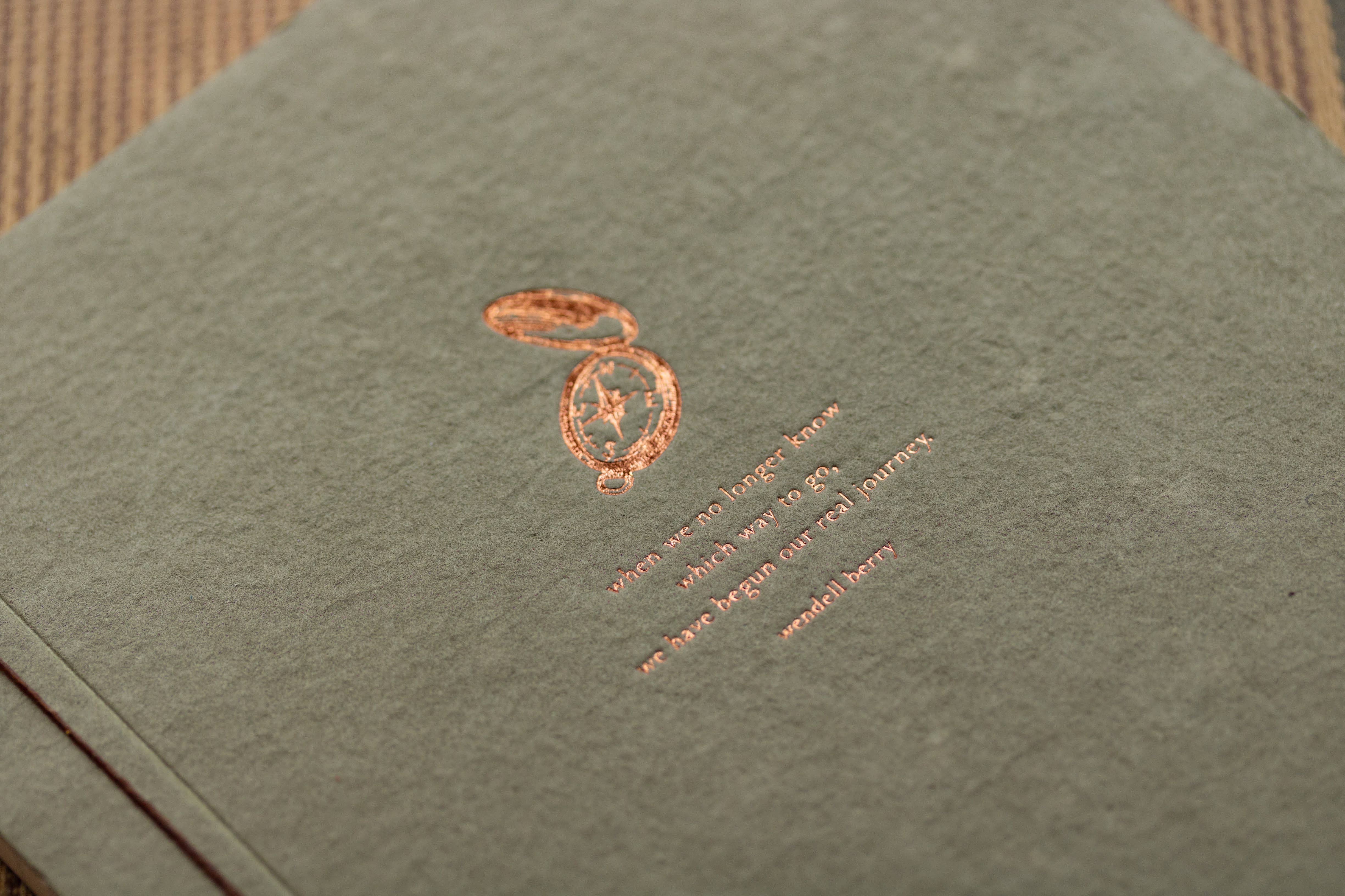 Oblation Papers & Press – Engroshandel Dagbog – Wendell Berry bog med inspiration og bogtryk3