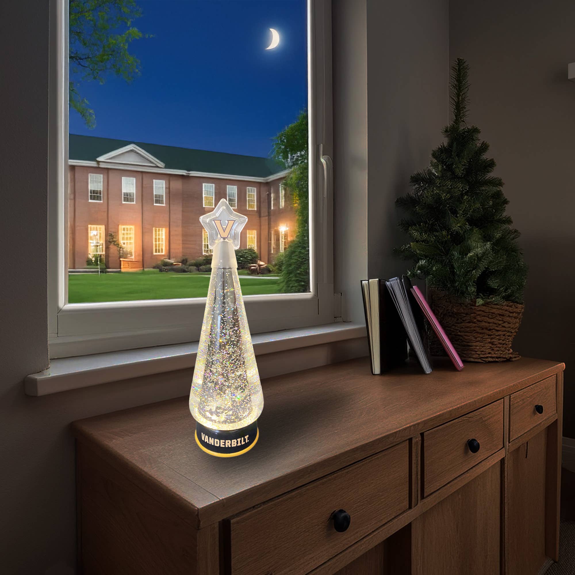 Santa’s Workshop Inc. - Wholesale Christmas Decoration - 12" Vanderbilt Commodores Tree Globe3