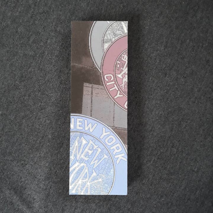 NYC-tokens op canvas van 3 „x9" voor wholesale door Dawna Anders Photography