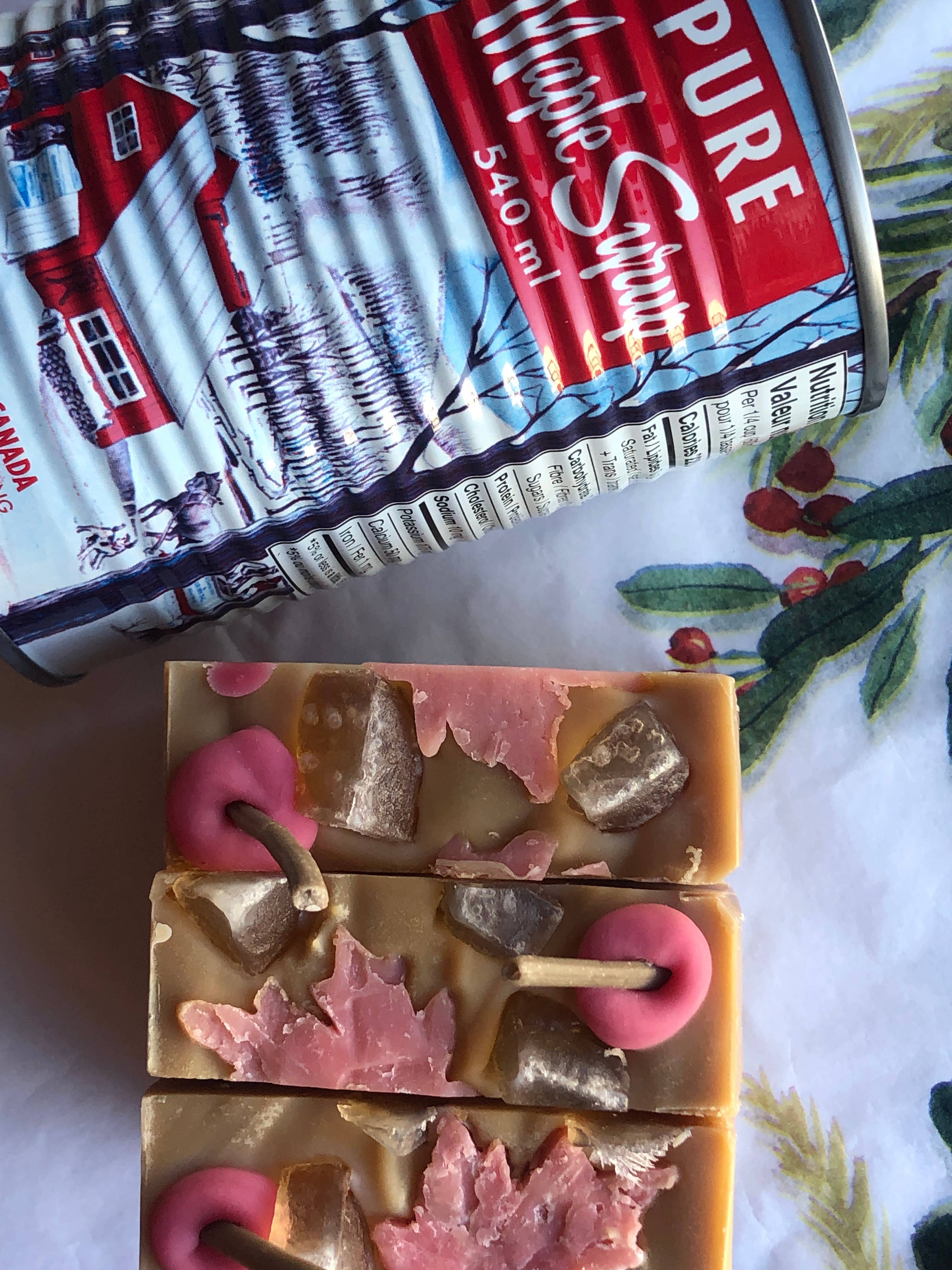 MeiJi & co. - Wholesale Bar Soap - Canadian Heritage - Maple Whisky Artisan Soap Bars5