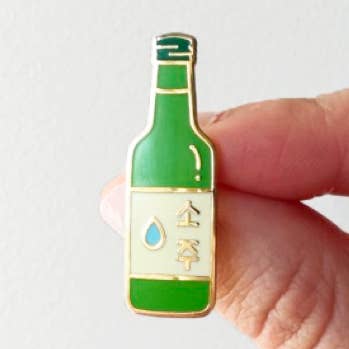 Tickle Me Lavender - Wholesale Lapel Pin/Button - Korean Soju Enamel Pin0
