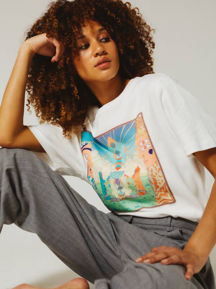 LOGO TEE BLOCK EXCLUSIVE PLACEMENT PRINT for wholesale by East 42nd