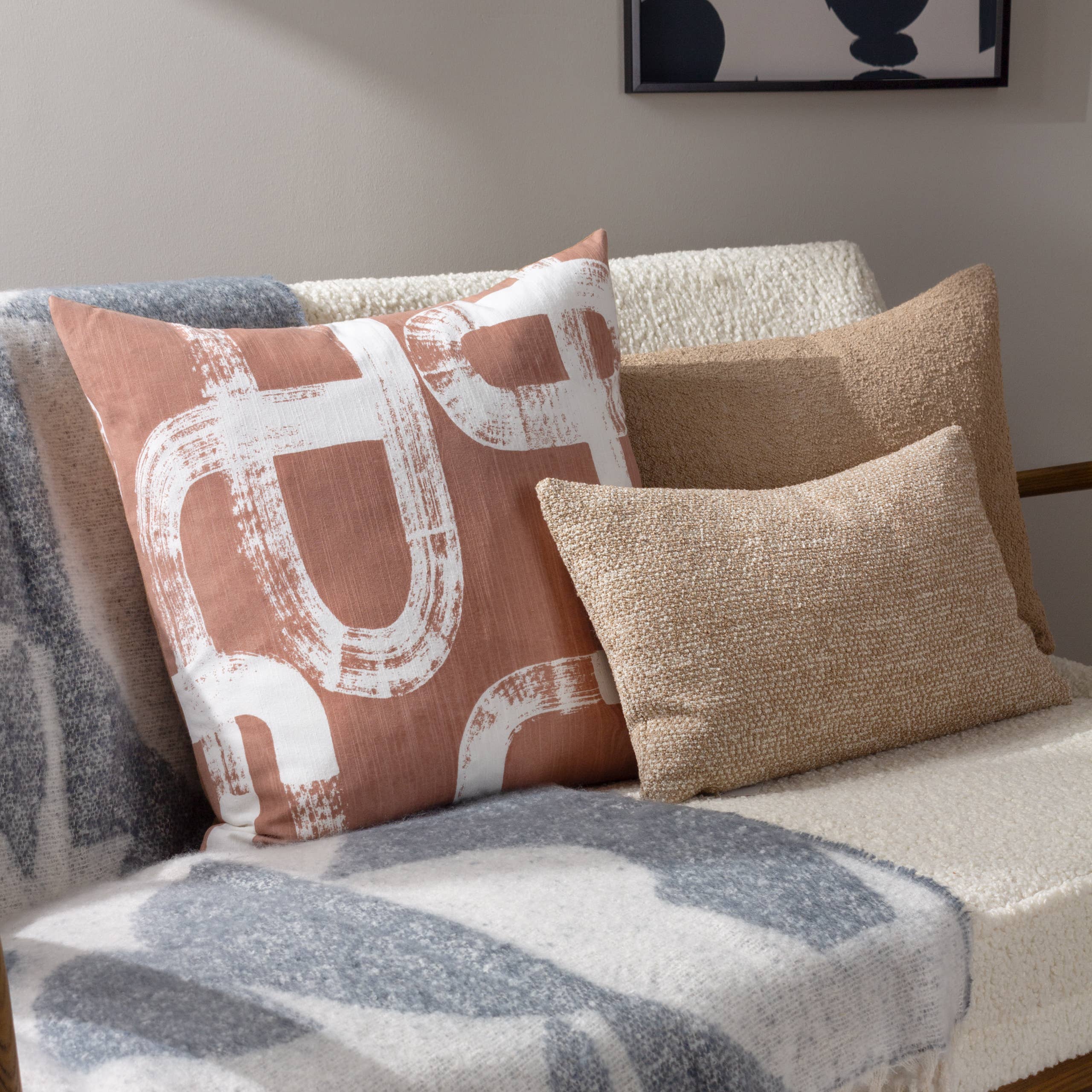 Meta Throw Dusk for wholesale on Faire3