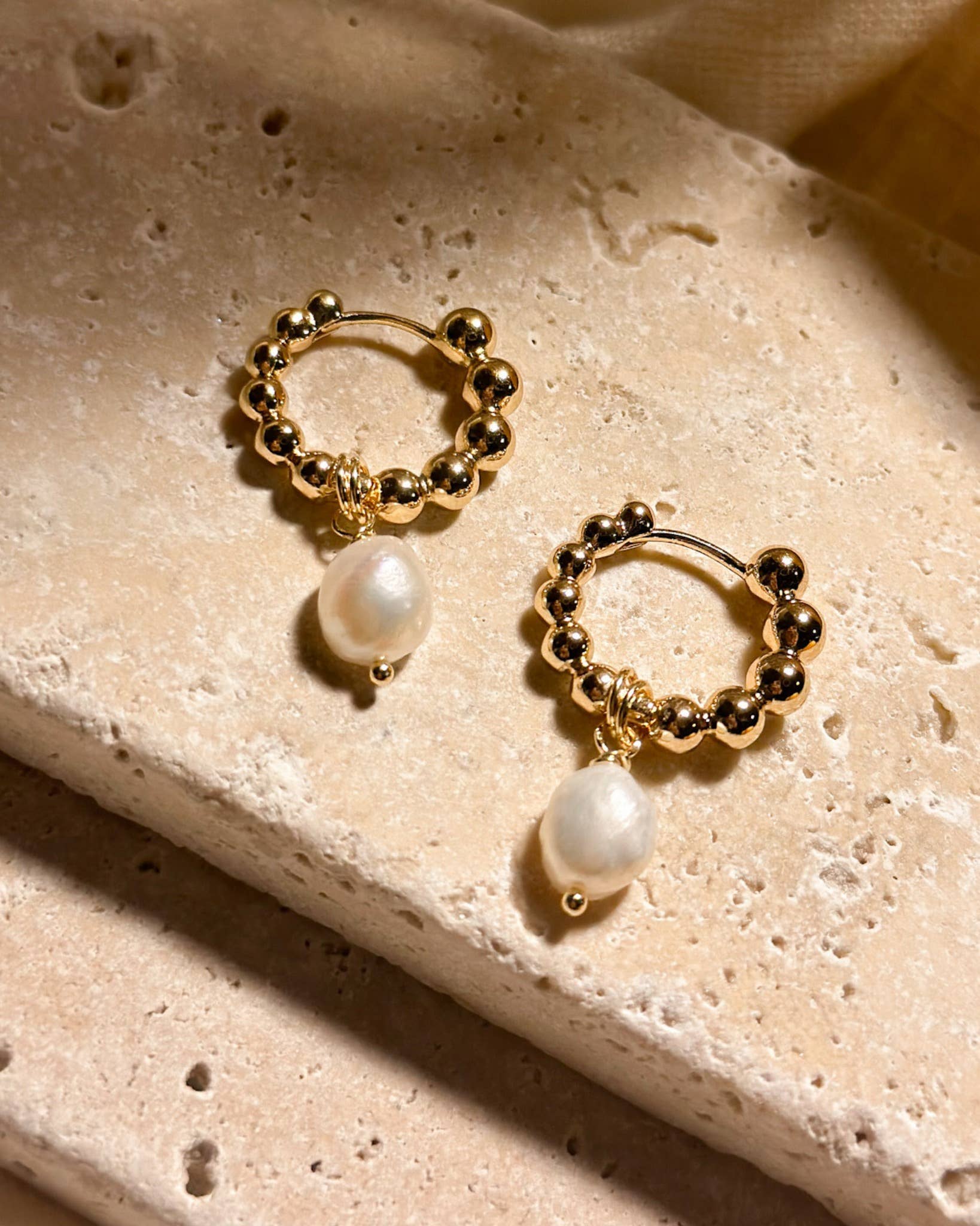 Tramps+Thieves - Wholesale Huggie Earrings - Bobble Pearl Hoops0