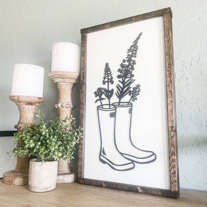 Panneau en bois laser 3D Alaska Tuff Boots pour la vente par Dakota + Pine Design Co.