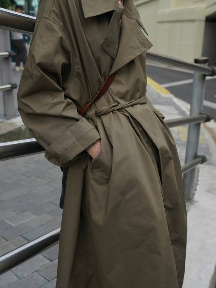 Leichter, übergroßer Trenchcoat für den Großhandel von Careless Label