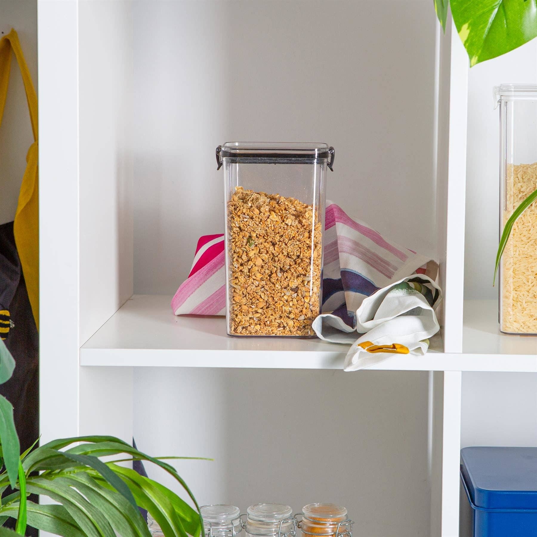 Rinkit Ltd - Wholesale Food Storage Container - Argon Tableware Plastic Food Storage Container - 1.3 Litre1