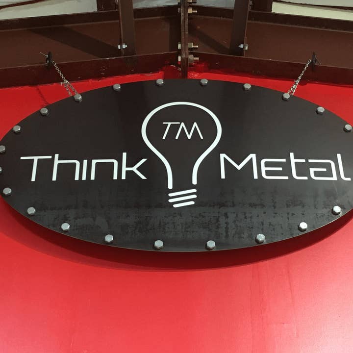 Reserva de sitio web para venta al por mayor de Think Metal - Thinking Creatively to Make it Metal