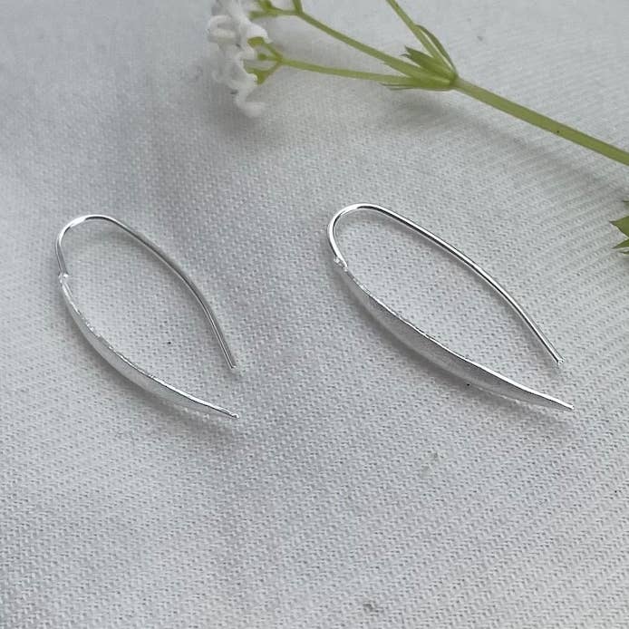 Fina dingla örhängen för wholesale av Estelle Silver