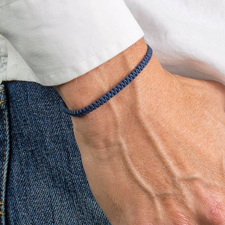 Makarla - Handmade Colombian Jewelry – wholesale Woven/braided bracelet – Men's Thin Macrame Surfer Bracelet | Adjustable & Waterproof
