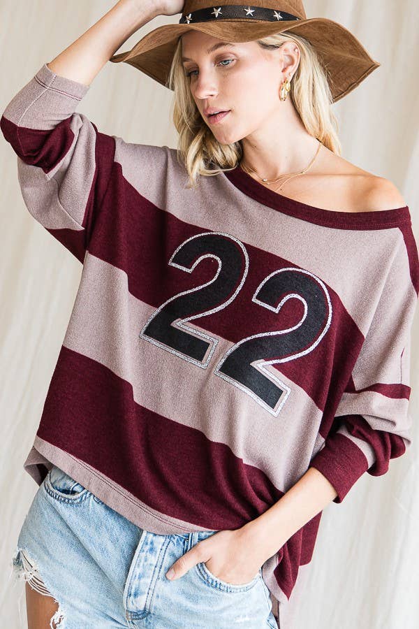 BORDEAUX/MOKA SALDI OUTLET T1589 Top a blocchi di colore con stampa numero 22 in vendita all'ingrosso su Faire9