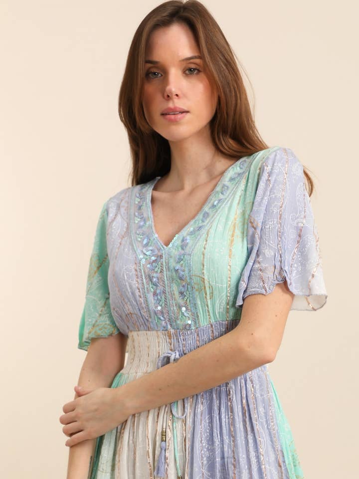 Abito Lungo Bohémien – Dettagli Ricamati per la vendita all'ingrosso da parte di DIX-ONZE