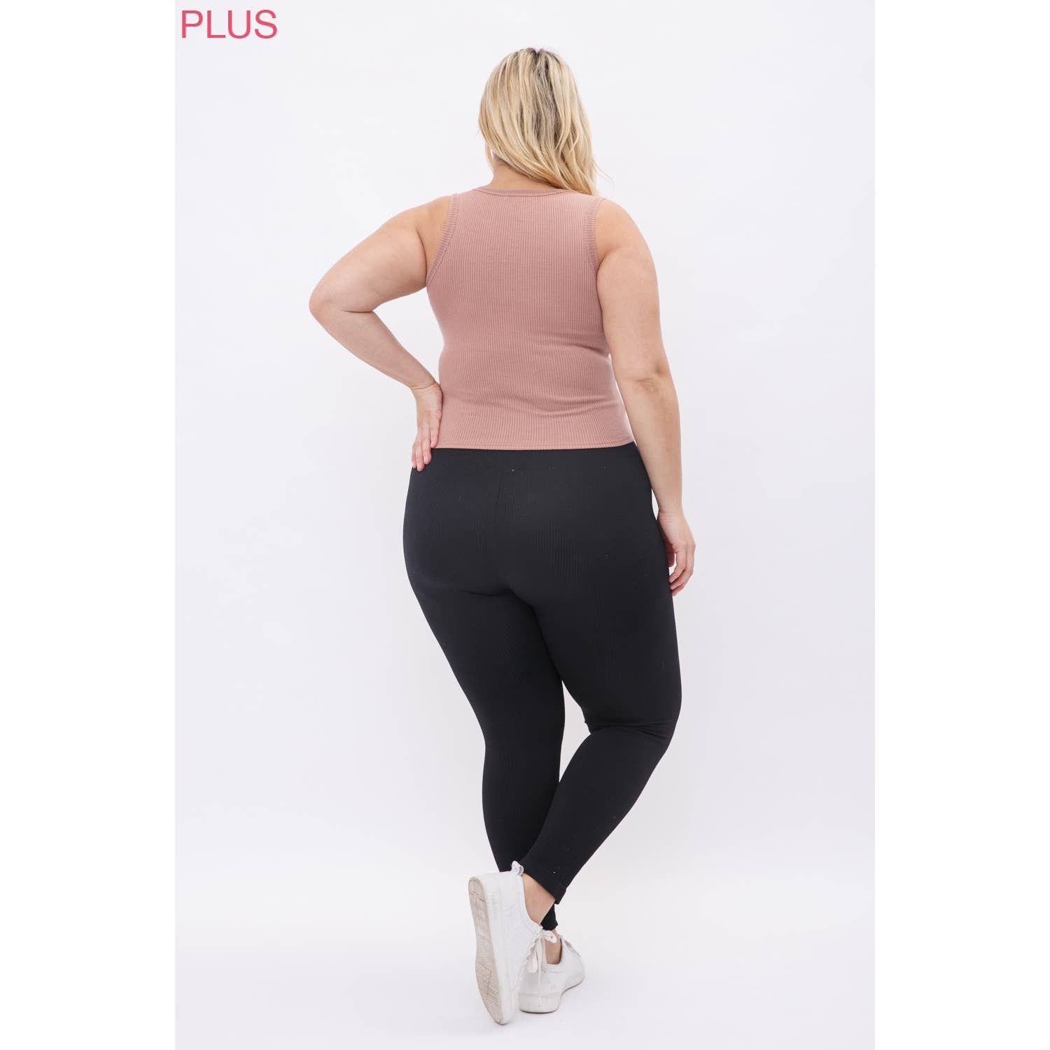 Sweet Generis - Wholesale Tanktop - Dames - PLUS GERIBBELDE HENLEY TANKTOP MET DRUKKNOPEN - Citroenkleur8