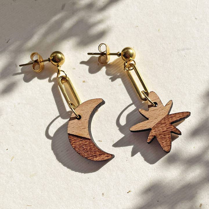 Sira earrings for wholesale by LES BOIS GRAPHIQUES