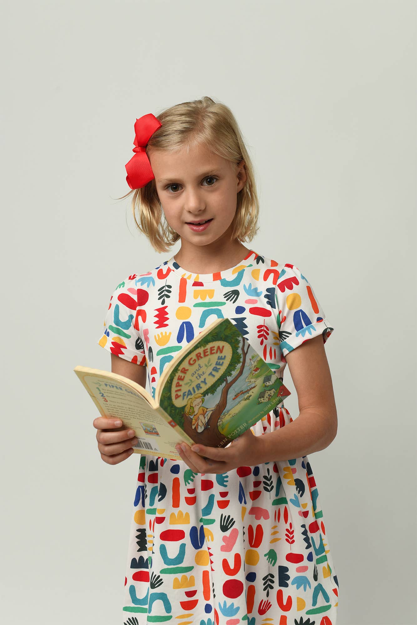 Minna - Wholesale Dress - Kids -  Short Sleeve Jersey Twirl Dress - Colorful Retro Shapes6