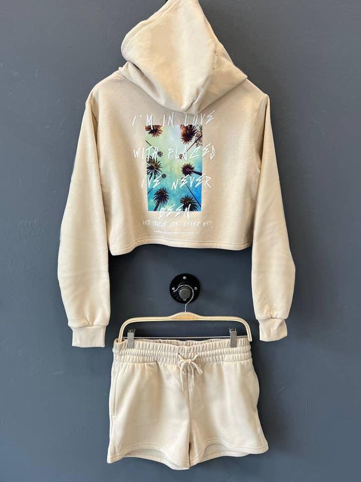 The Traveler Two Piece Set for wholesale by Trio Urban