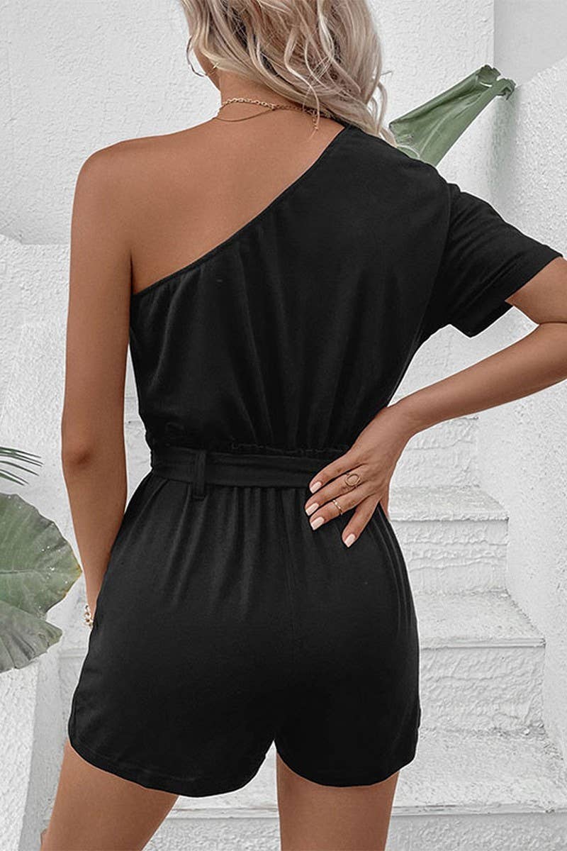 BLACK CASUAL ONE SHOULDER SOLID COLOR JUMPSUIT_CWSJS0449 for wholesale on Faire2