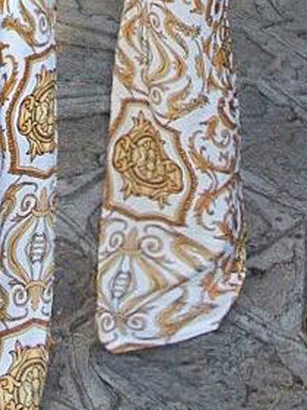 WHITE MULTI v neck sleeveless elegant jumpsuit for wholesale on Faire3