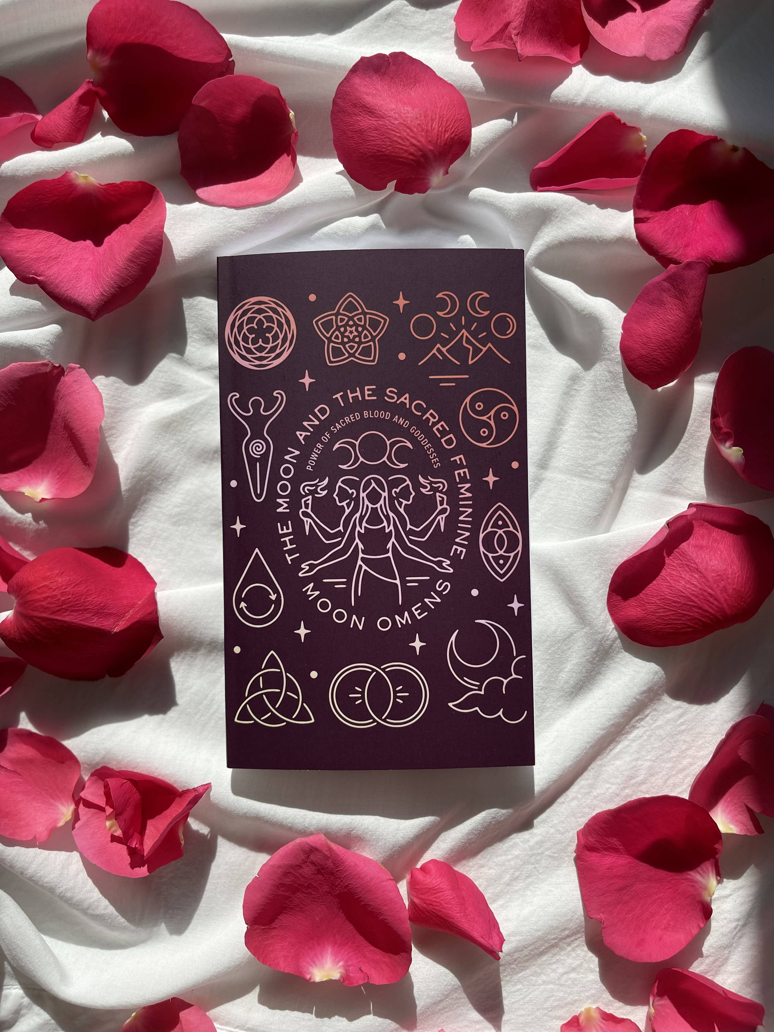 MOON OMENS - Wholesale Body, Mind & Spirit - The Moon And The Sacred Feminine0