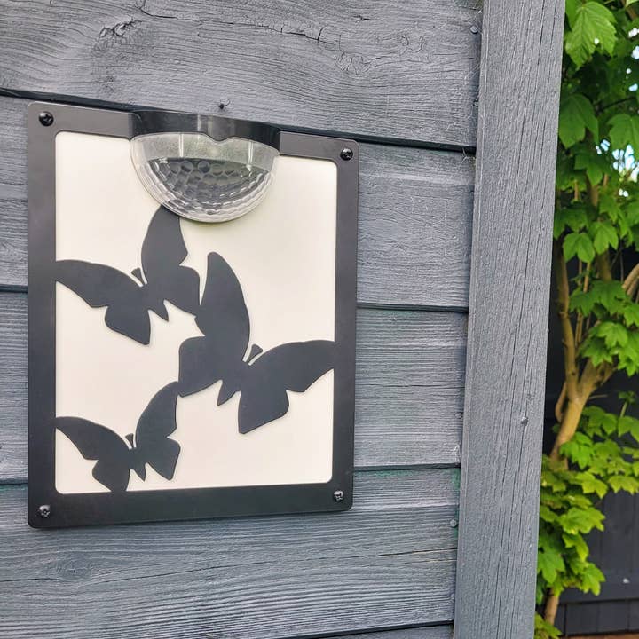Florys Online – wholesale Outdoor ornament/decor – Butterfly Solar Light Wall Plaque4