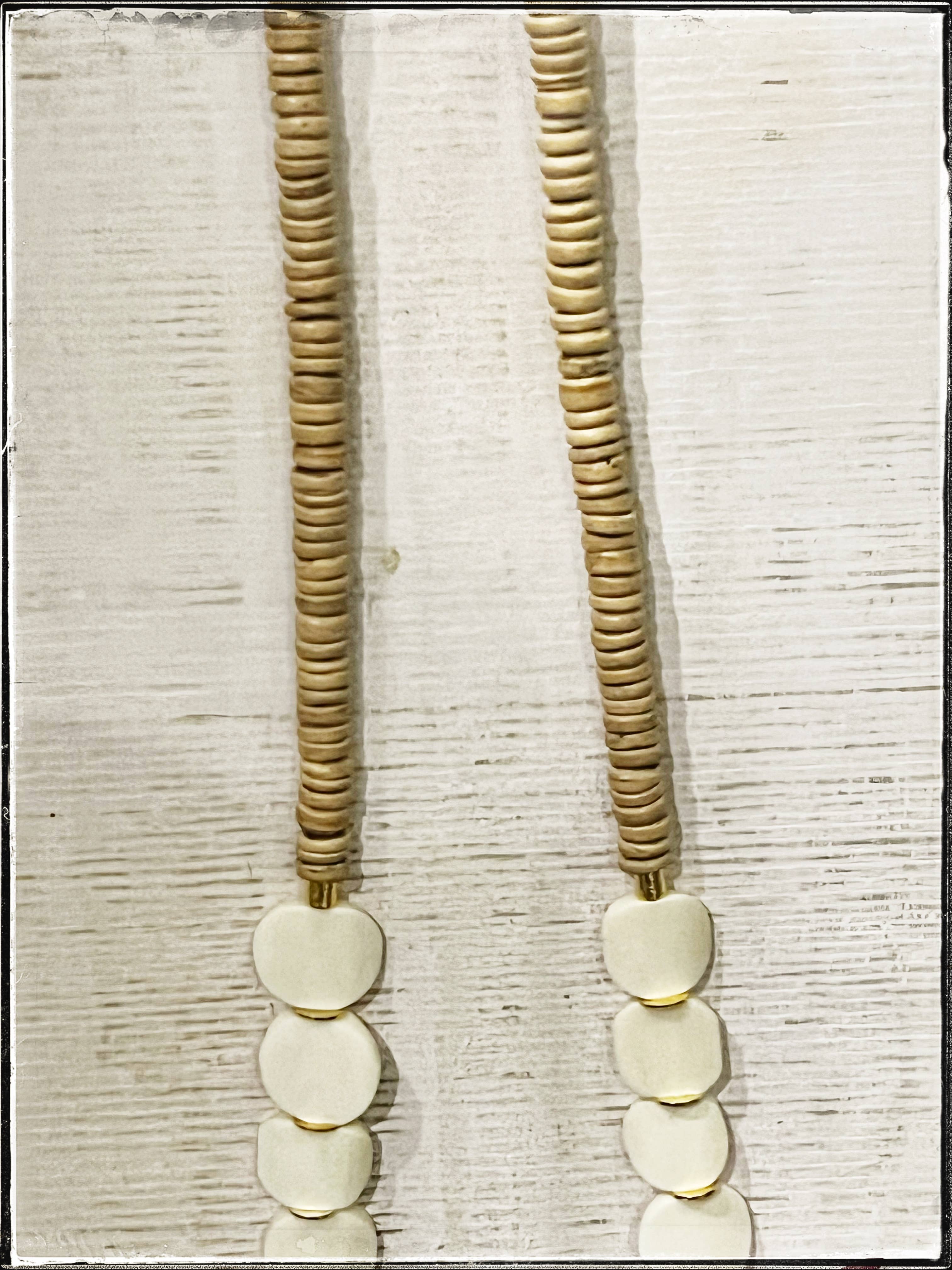 GentrybyJenna – Colar com missangas/pérolas por atacado – Colar de Pau de Madeira de Coco African Bone Bead & Maroon4