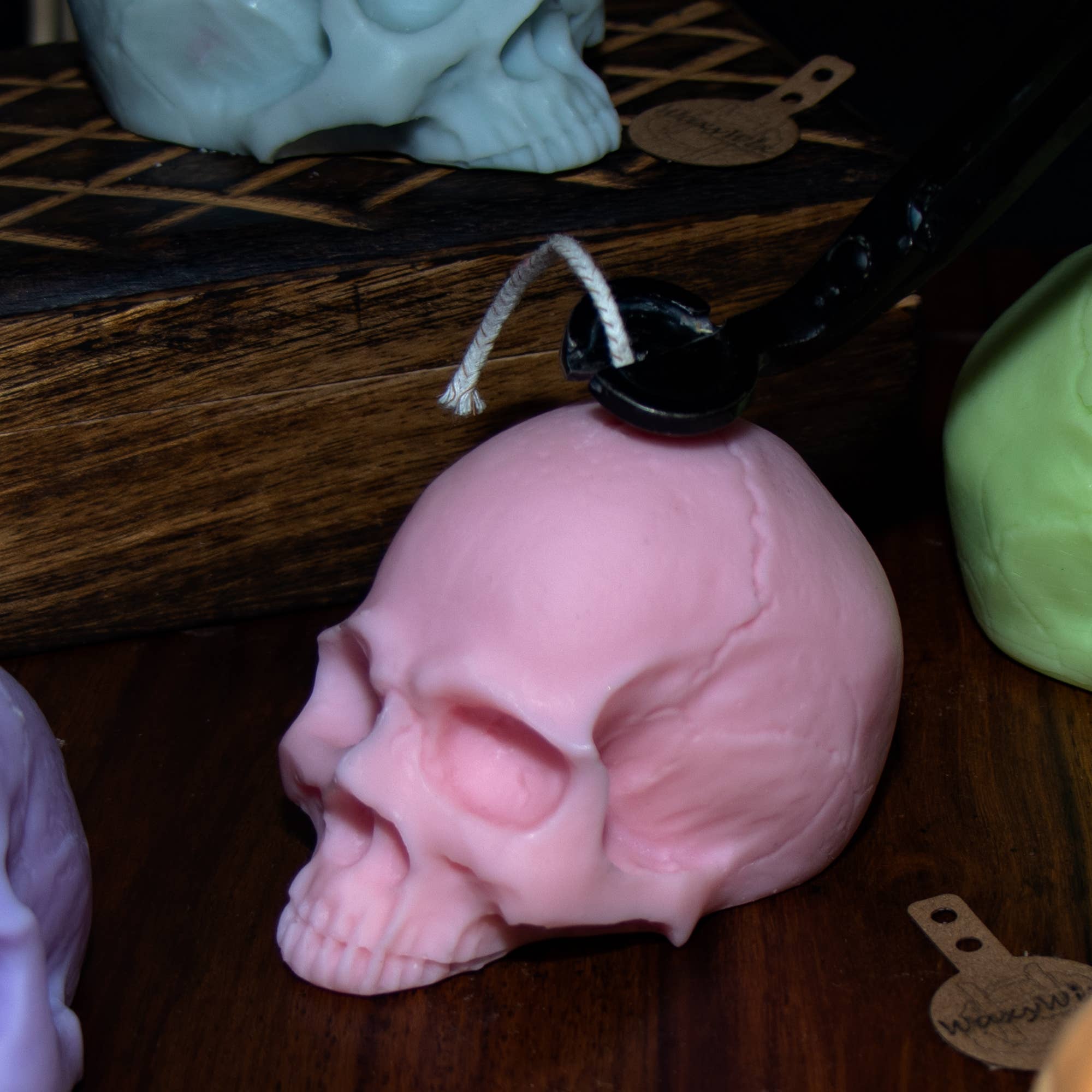 The Wicklow Witch Ltd – wholesale Novelty candle – Pastel Half Skulls1