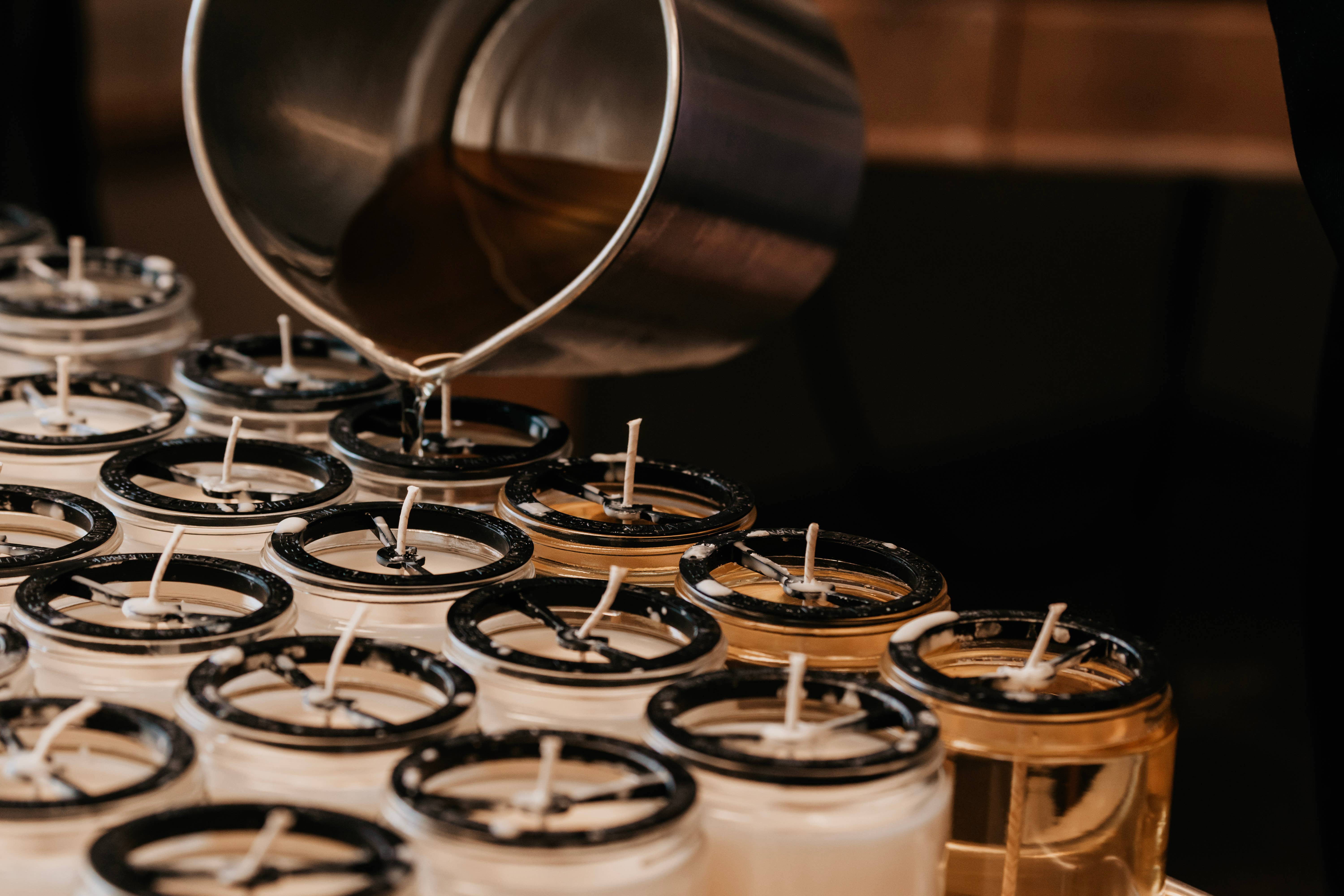 Hometown Candle Co. – wholesale Burkljus – Vård ljus: I minnet (6 oz)2